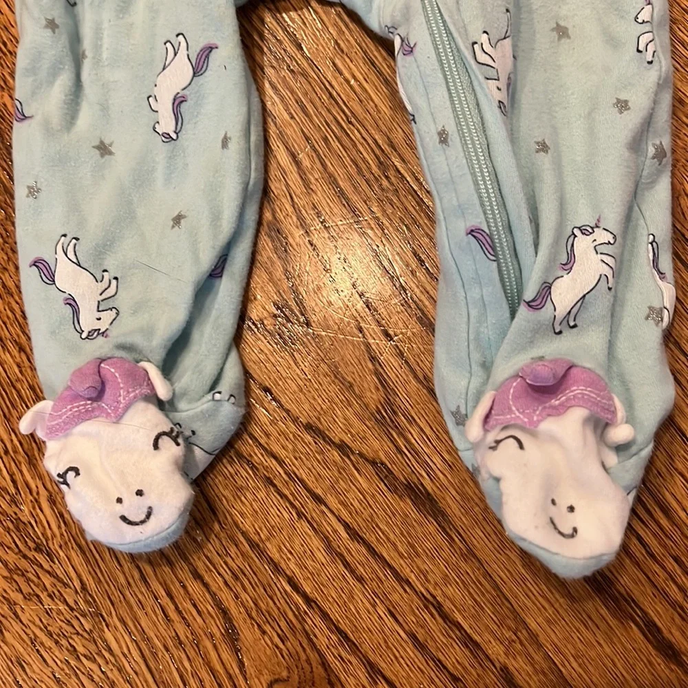 UNICORN SET - CARTERS 9M - PAJAMAS, OUTFIT, and JACKET WITH UNICORN HORN